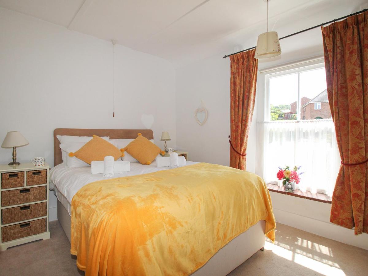 Poppy Cottage Суонидж Экстерьер фото