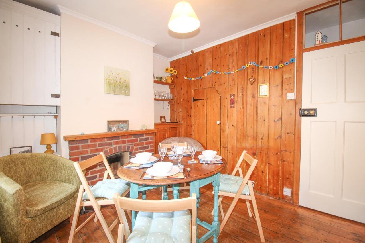 Poppy Cottage Суонидж Экстерьер фото